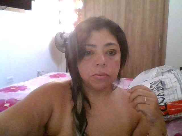 HotGiirl webcam