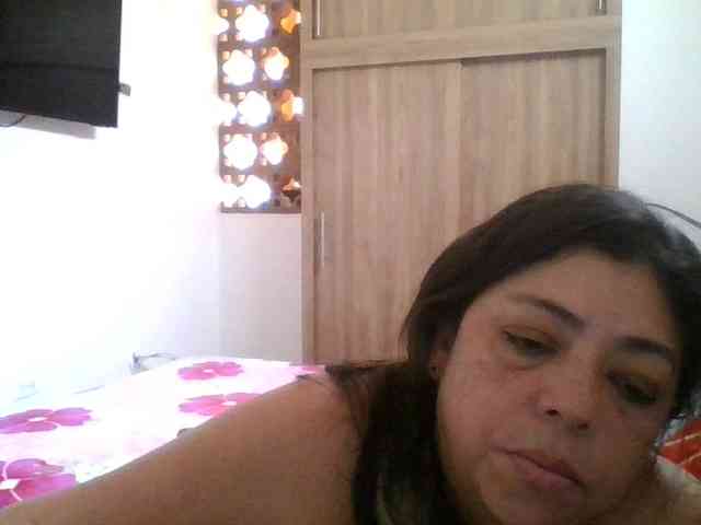 HotGiirl webcam