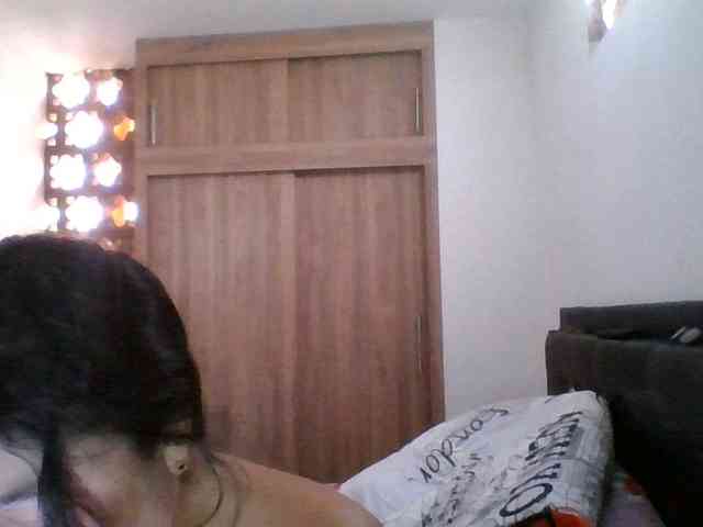 HotGiirl webcam