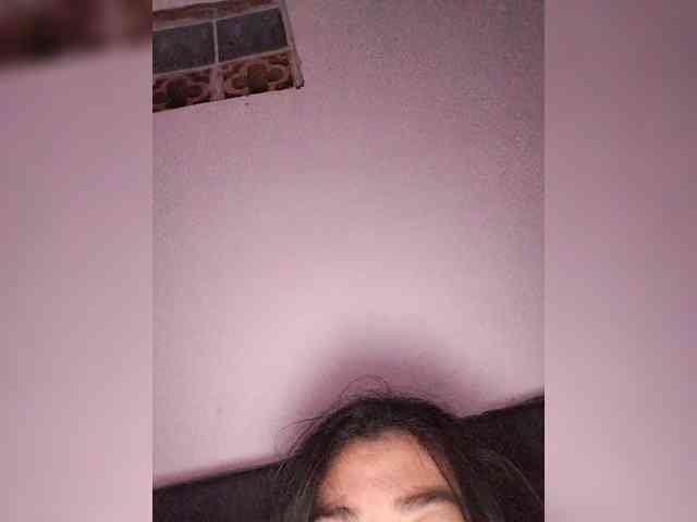 HotGiirl webcam