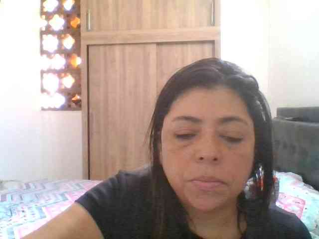HotGiirl webcam