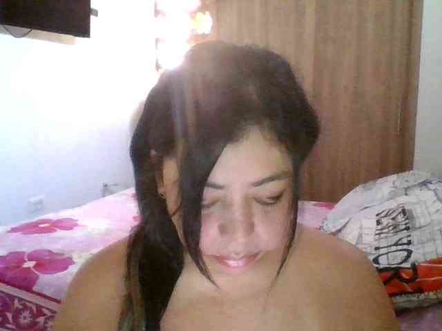 HotGiirl webcam