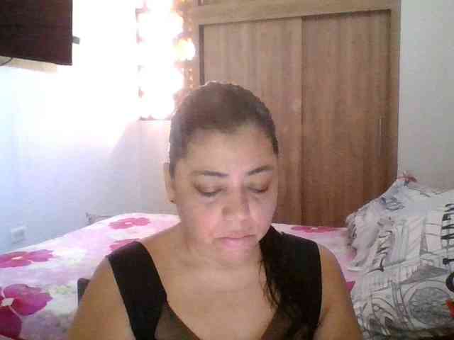 HotGiirl webcam