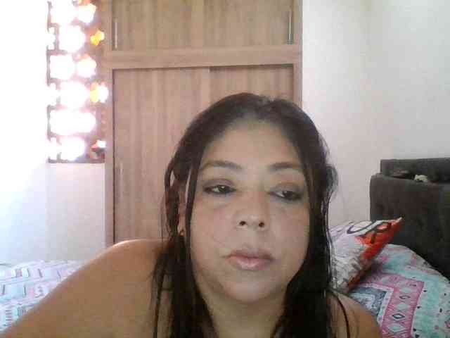 HotGiirl webcam