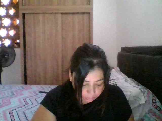 HotGiirl webcam