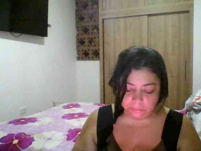 HotGiirl webcam