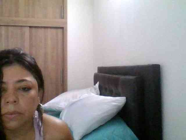 HotGiirl webcam
