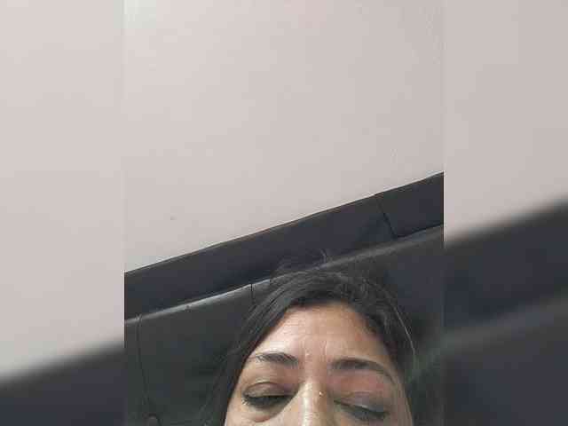 HotGiirl webcam