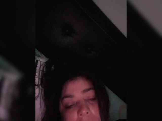 HotGiirl webcam