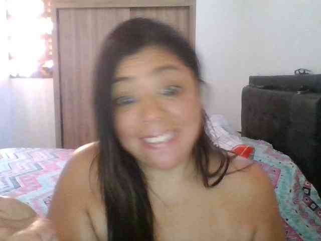 HotGiirl webcam