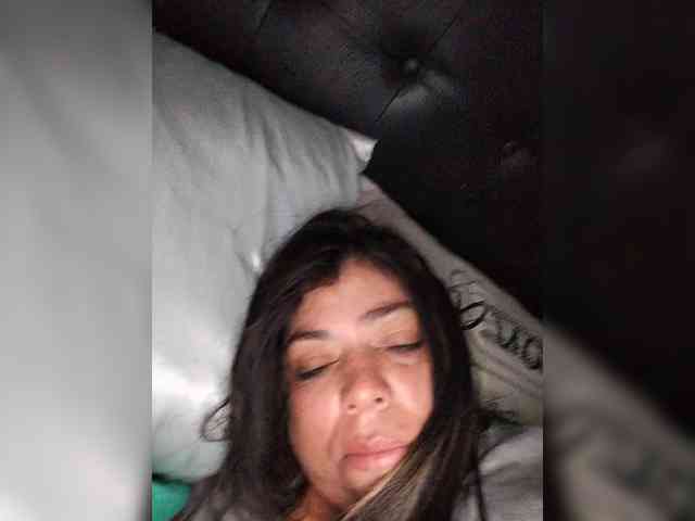 HotGiirl webcam