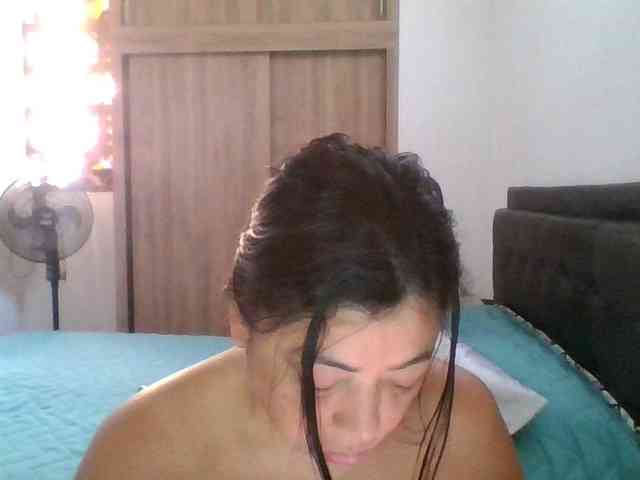 HotGiirl webcam