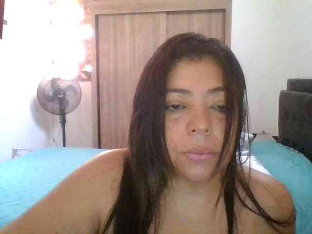 HotGiirl webcam