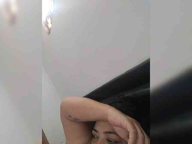HotGiirl webcam