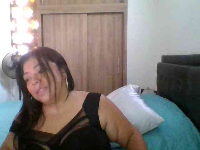 HotGiirl webcam