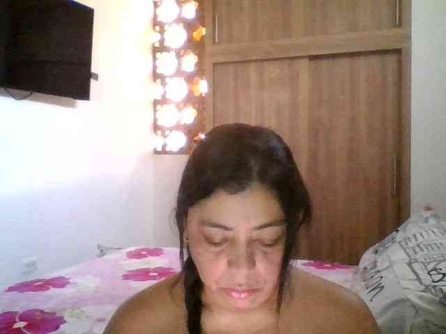 HotGiirl webcam