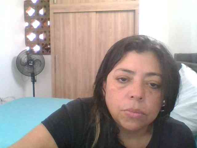 HotGiirl webcam