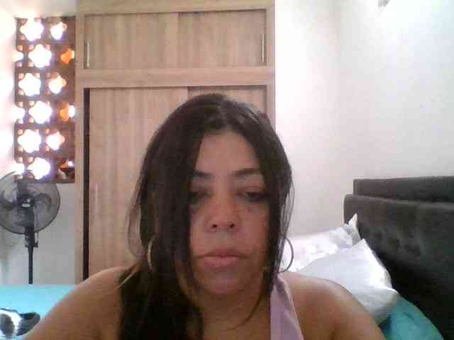 HotGiirl webcam