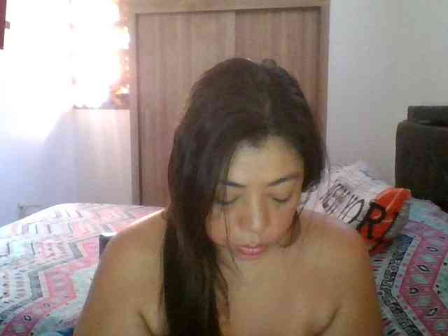HotGiirl webcam