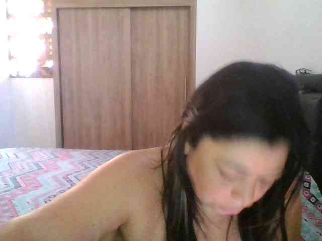 HotGiirl webcam