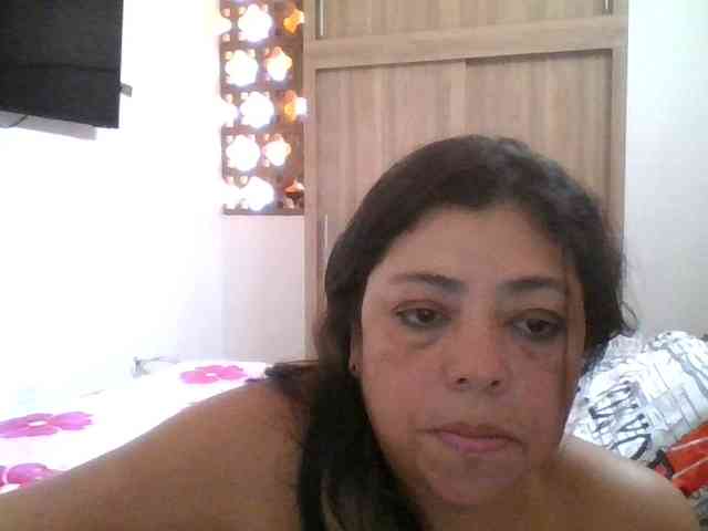 HotGiirl webcam