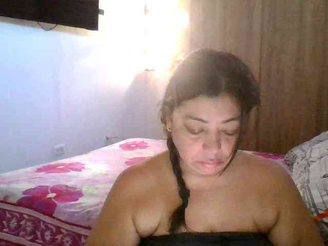 HotGiirl webcam