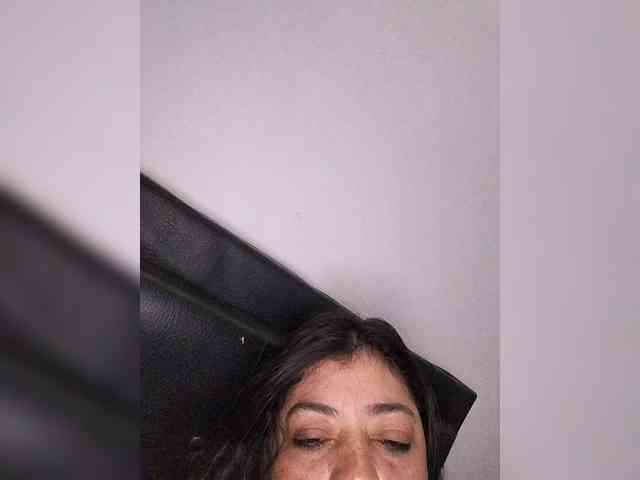 HotGiirl webcam
