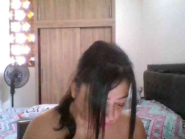 HotGiirl webcam