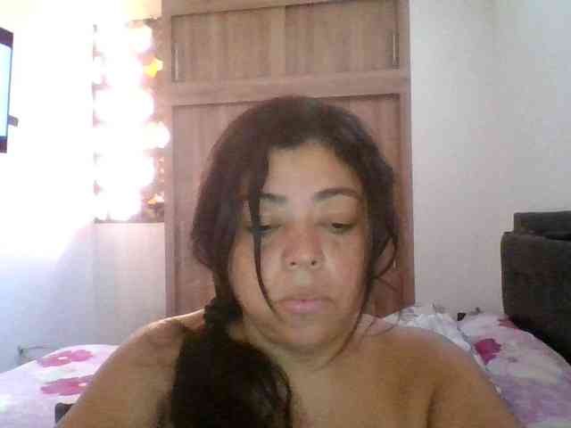 HotGiirl webcam
