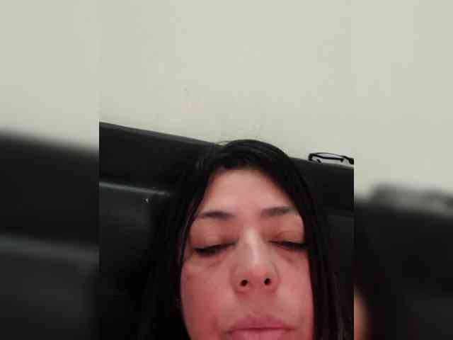 HotGiirl webcam