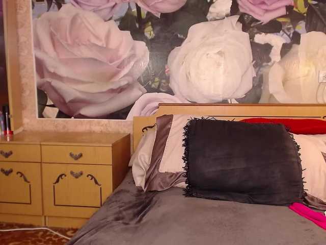 -Karolina555- live cam profile