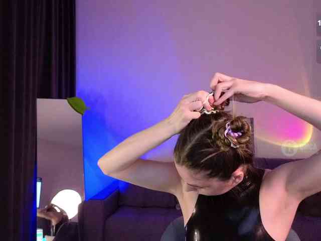 Sonia-Black webcam