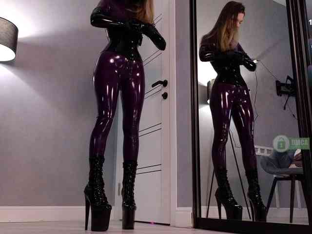 Sonia-Black webcam