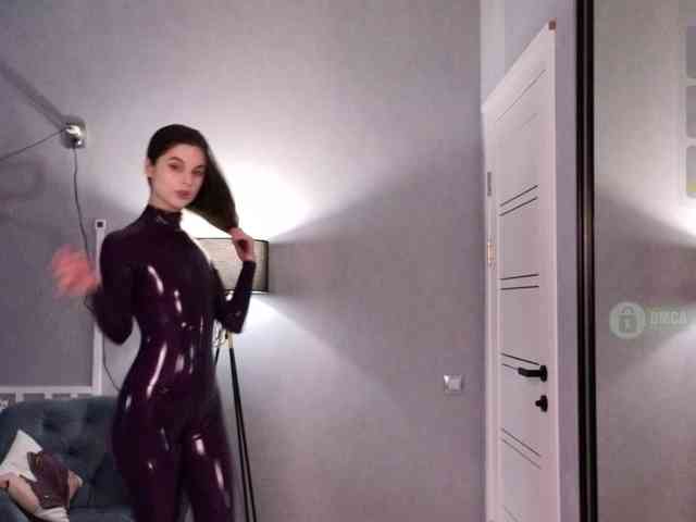 Sonia-Black webcam