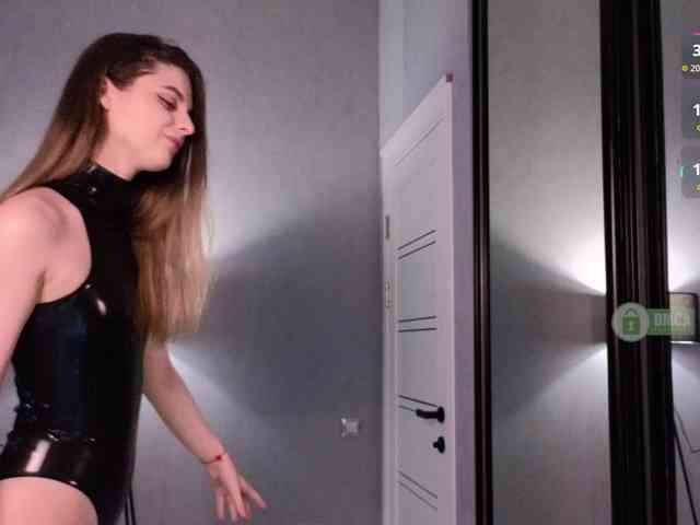 Sonia-Black webcam