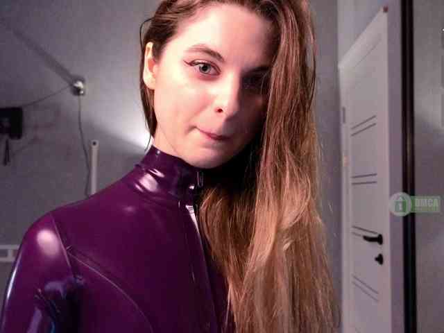 Sonia-Black webcam