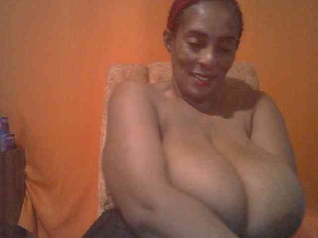 Busty8 webcam