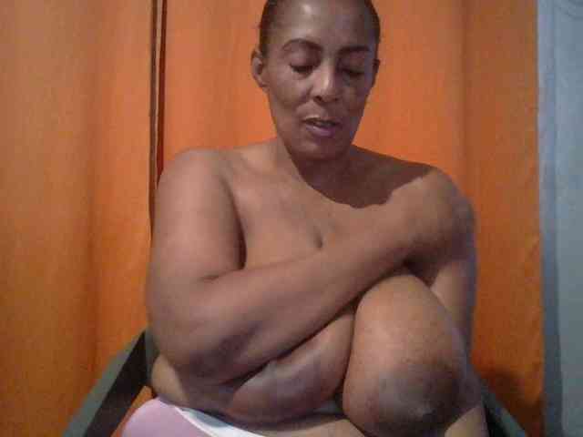 Busty8 webcam