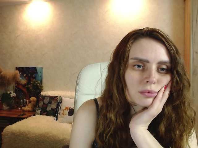 miagrantes's BongaCams show and profile