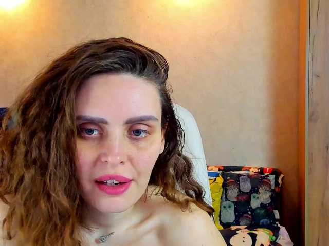 miagrantes's BongaCams show and profile