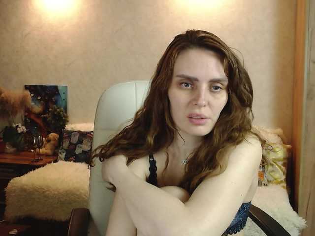 miagrantes's BongaCams show and profile