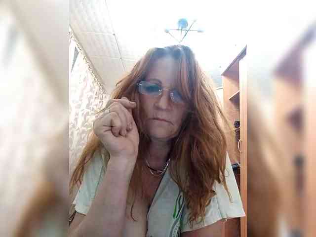 1CrazyPussy webcam