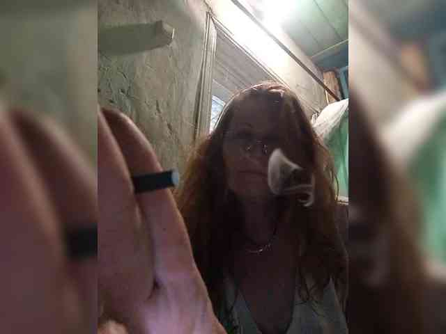 1CrazyPussy webcam