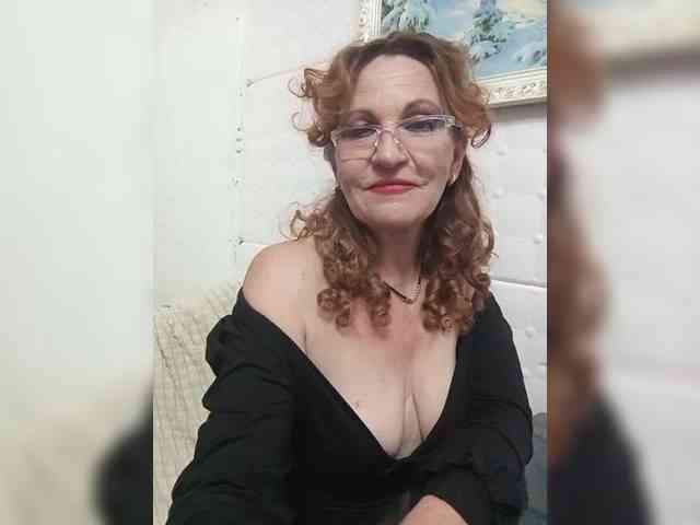 1CrazyPussy webcam