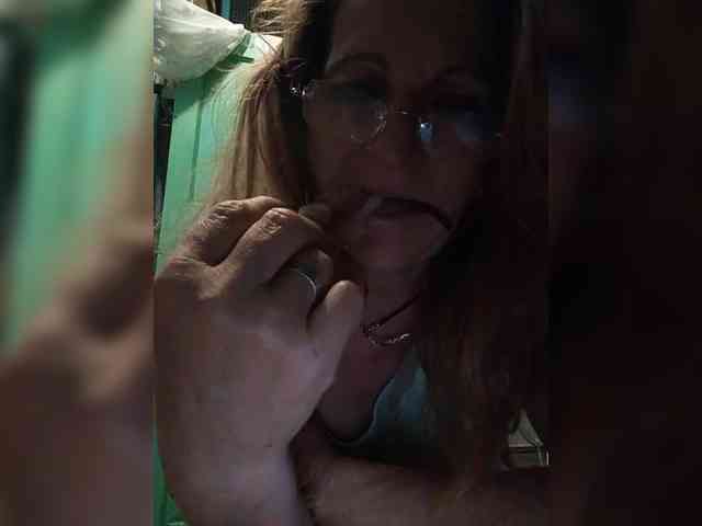 1CrazyPussy webcam