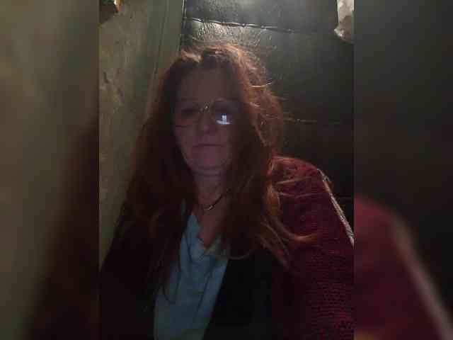 1CrazyPussy webcam
