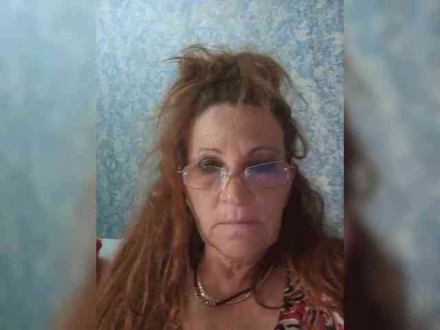 1CrazyPussy webcam