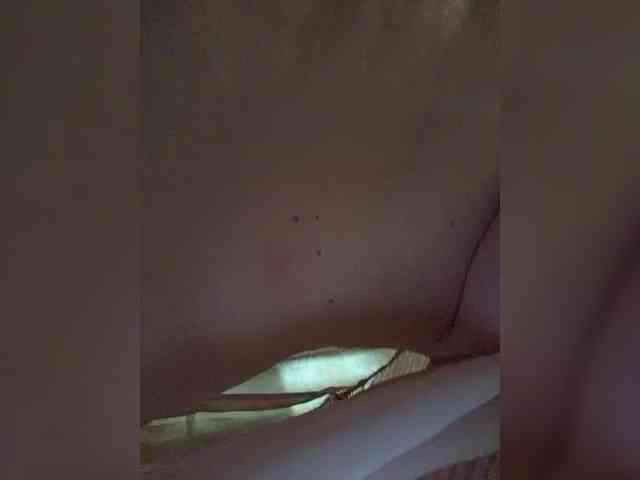 1CrazyPussy webcam