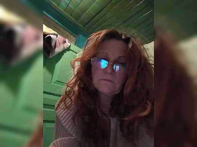 1CrazyPussy webcam