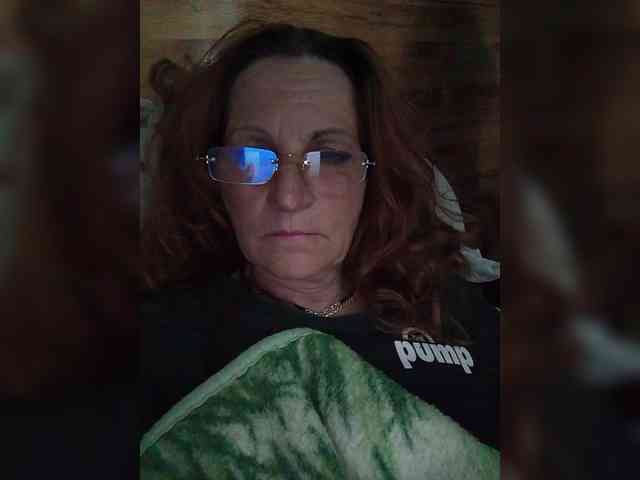 1CrazyPussy webcam